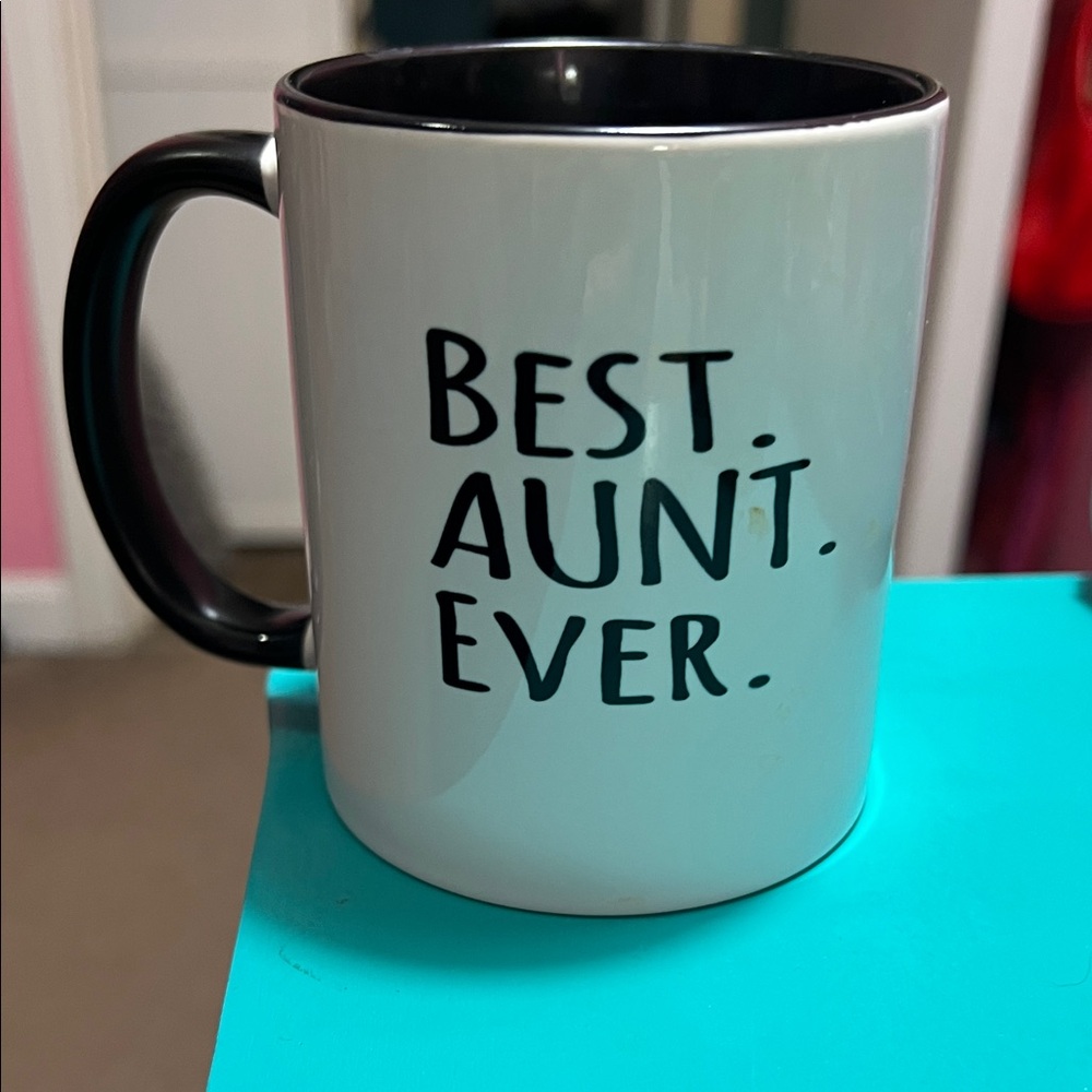 Best Aunt Ever Ceramic Coffee Mug - White with Black Interior & Handle